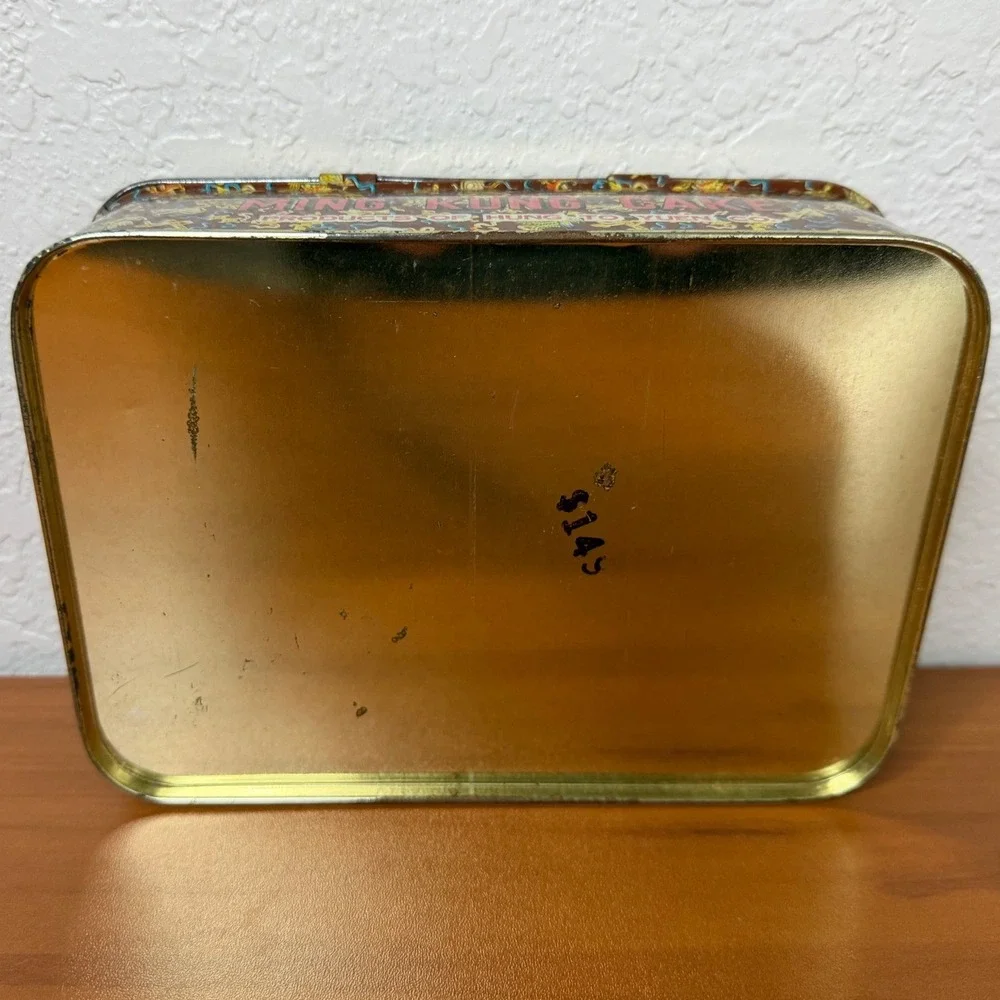 Vintage Ming Kung Cake Tin Box Hung To Yuen Co Hong Kong Hinged Litho Chinese